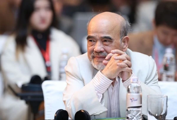 Con đường nào dành cho Condotel?