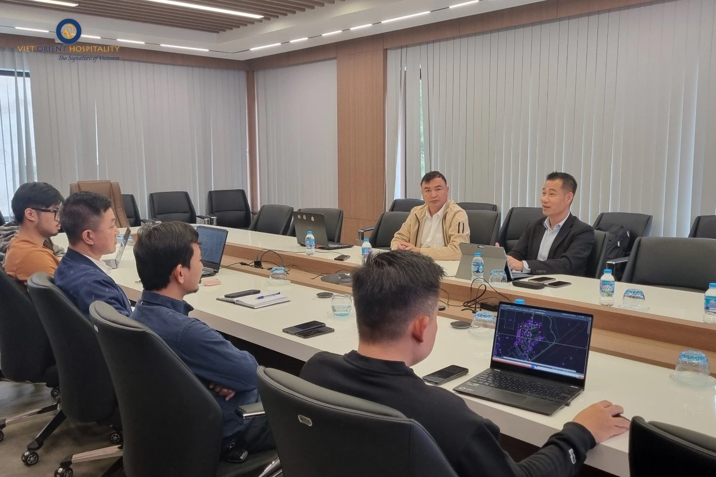Viet Orient Hospitality gặp gỡ & trao đổi định hướng hợp tác cùng Ecopark Hải Dương về dự án tổ hợp khách sạn cao cấp