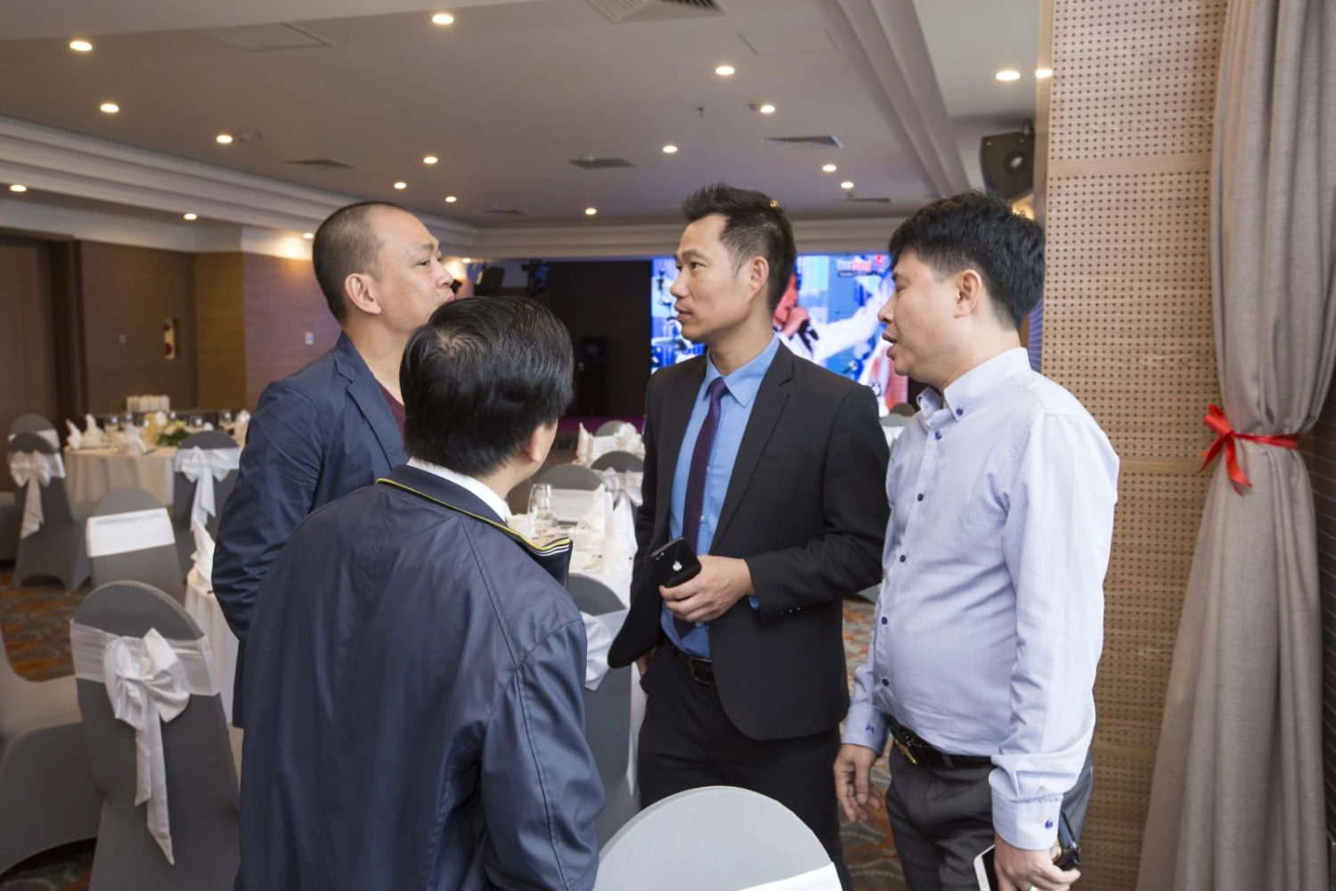 Viet Orient Hospitality gặp mặt công ty lữ hành tại Pistachio Sapa